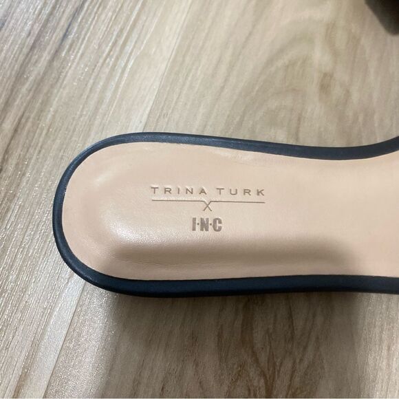 Trina Turk Embroidered Sandals Sz 7 - Picture 4 of 7